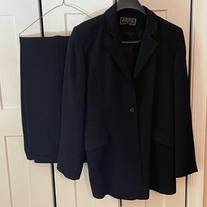 Woman’s Black Pants suit